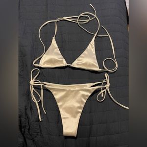 White satin bikini 👙 🤍